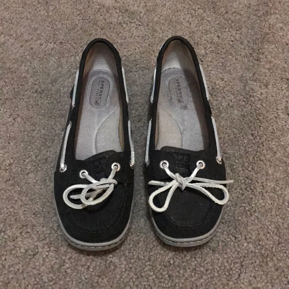 Black and gray Sperry’s